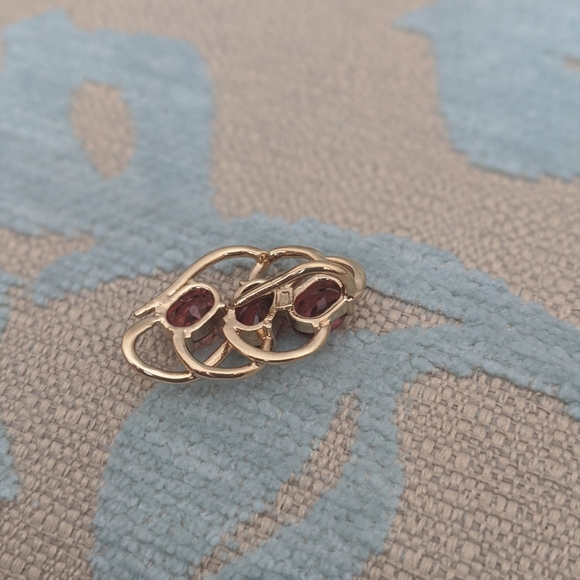 New garnet gold bonded pendant - Picture 3 of 3